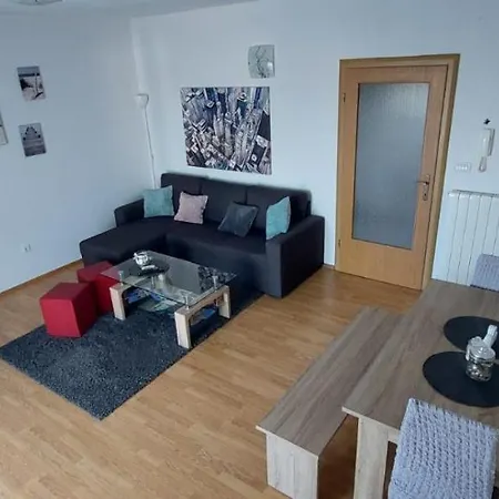 Apartment M&m With Private Pool