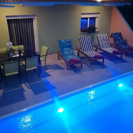 M&m With Private Pool Appartamento *